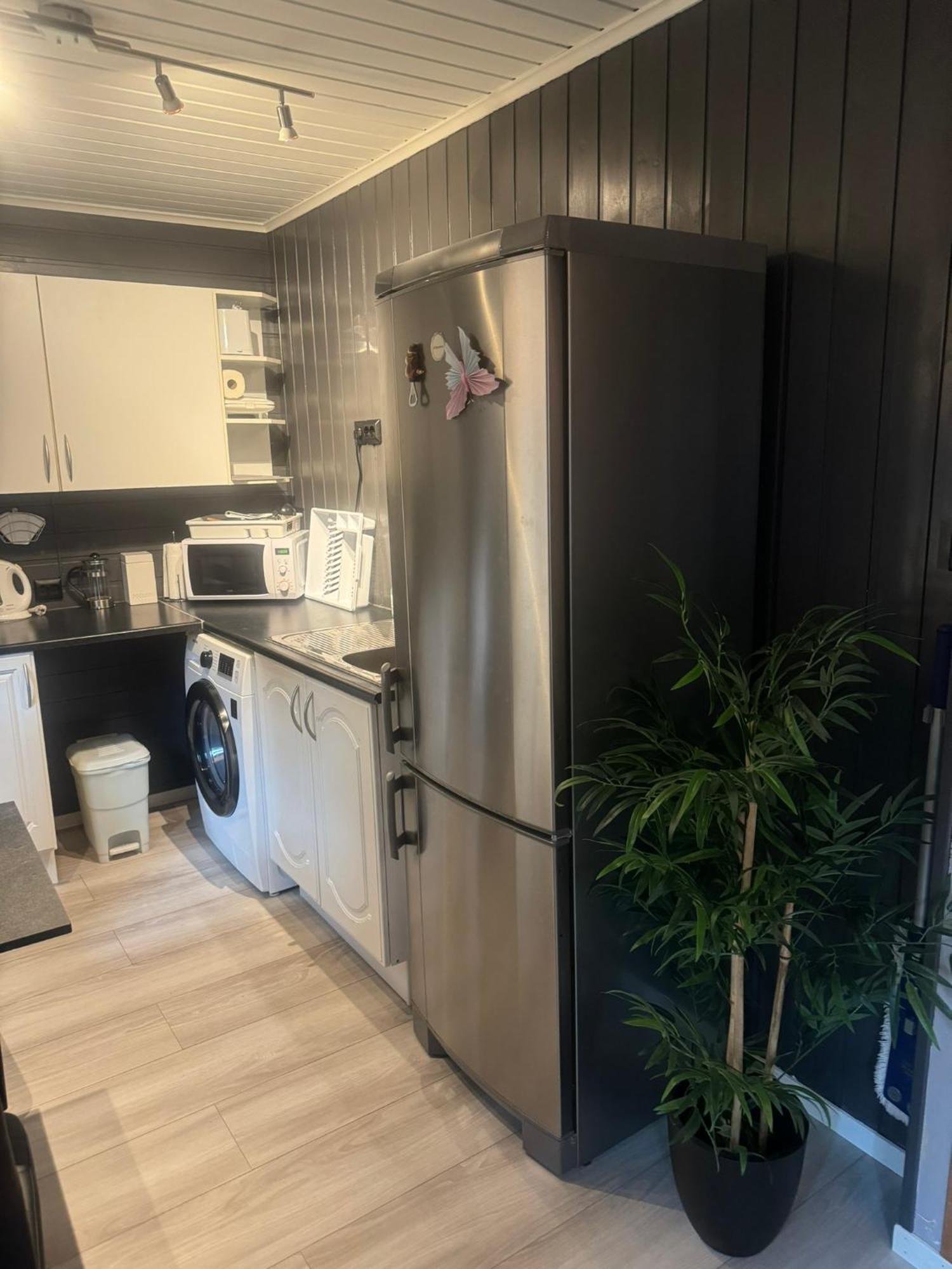 Very Centrally Located Apartment With Free Parking Τρόμσο Εξωτερικό φωτογραφία